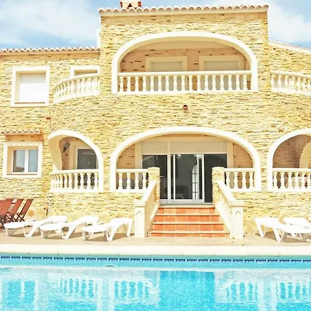 Ferienhaus Almendros, Con Gran Piscina Y Cerca Del Mar