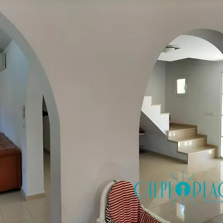 Almendros, Con Gran Piscina Y Cerca Del Mar Ferienhaus *
